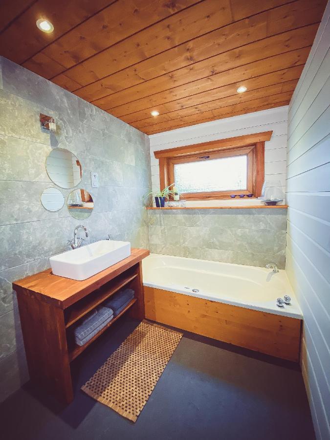 Nidwazo - Ecolodge & Maison D'Hotes Trooz エクステリア 写真