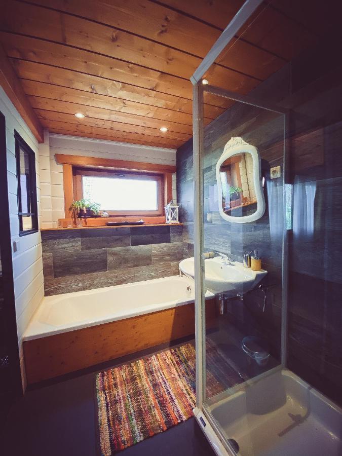 Nidwazo - Ecolodge & Maison D'Hotes Trooz エクステリア 写真